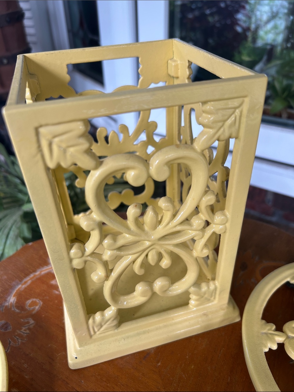 Yellow Cast Iron Kitchen Set - Picture 3 of 16